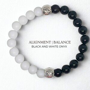 Natural Black and White Onyx Yin Yang Gemstone Beaded Bracelet - 8mm Stretch